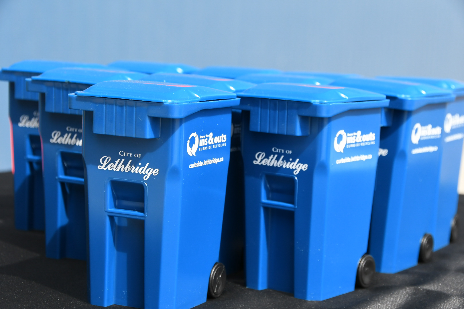 Mini blue recycling bins carts lot