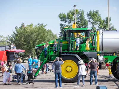 Coulee Fest 2024 green tractor