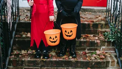 Halloween trick or treaters