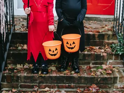 Halloween trick or treaters