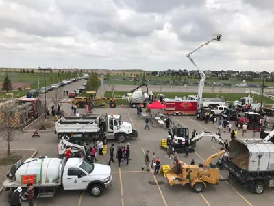 Big Truck Petting Zoo parking lot 2022